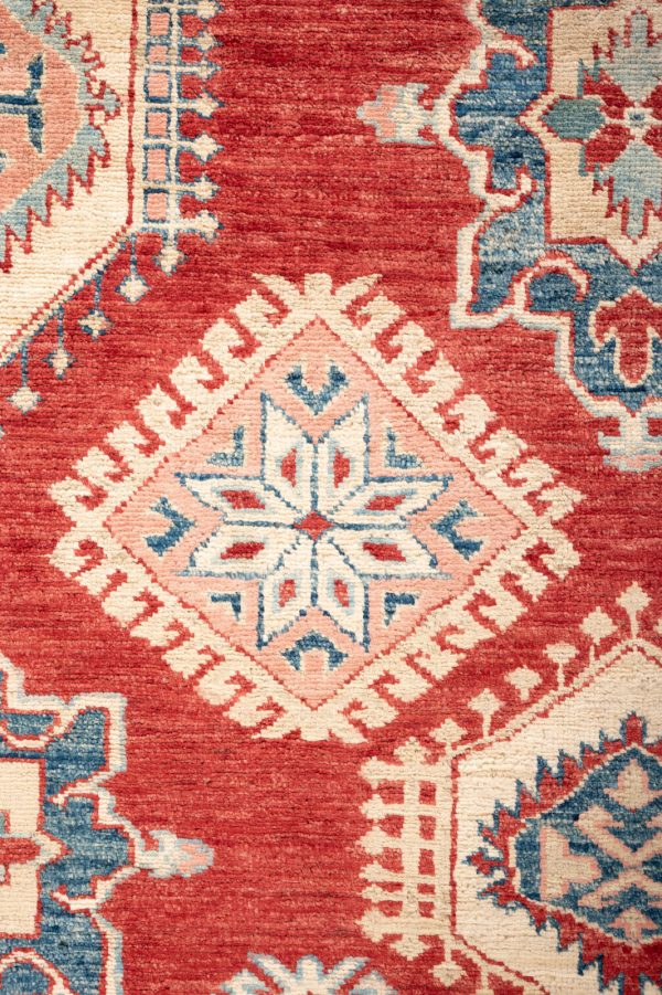 Fine Kazak  276cm x 213cm / 9'1'' x 7' - Image 4