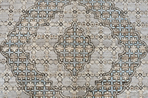 Chob Rang Rug 308cm x 242cm / 10'1'' x 7'11'' - Image 3