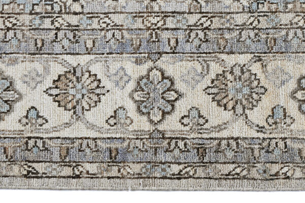 Chob Rang Rug 308cm x 242cm / 10'1'' x 7'11'' - Image 5