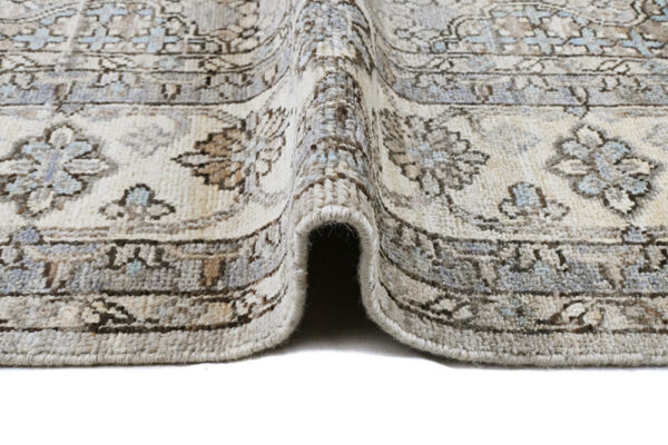 Chob Rang Rug 308cm x 242cm / 10'1'' x 7'11'' - Image 6