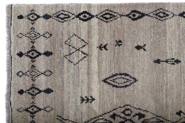Handmade Wool Berber Area Rug 179cm x 120cm / 5'11'' x 3'11'' - Image 4