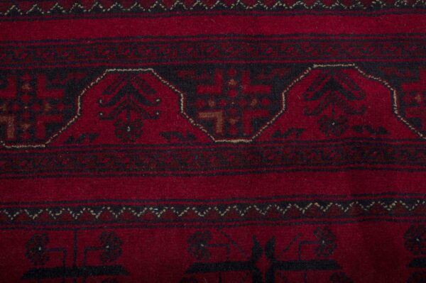 Khan Kelly Runner Rug 393cm x 154cm / 12'11'' x 5'1'' - Image 7