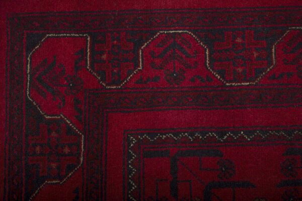 Khan Kelly Runner Rug 393cm x 154cm / 12'11'' x 5'1'' - Image 8