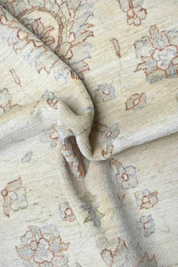 Ziegler Square Rug 291cm x 292cm / 9'6'' x 9'6'' - Image 2