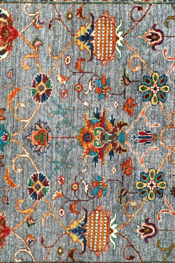 Sultani Rug 199cm x 149cm / 6ft 6in x 4ft 11in - Image 3